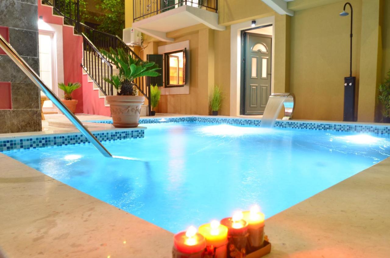 Apartments Lux S Tivat Exterior foto