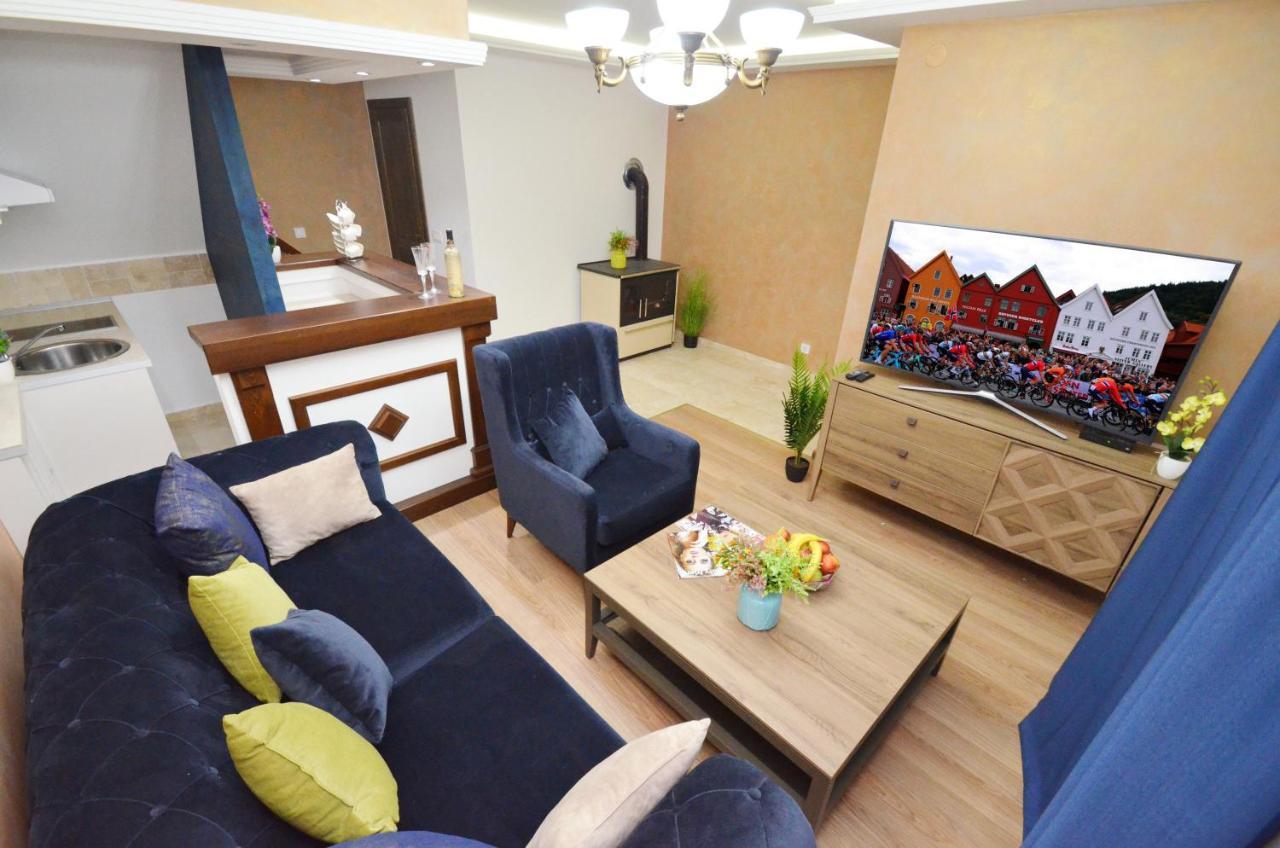 Apartments Lux S Tivat Exterior foto