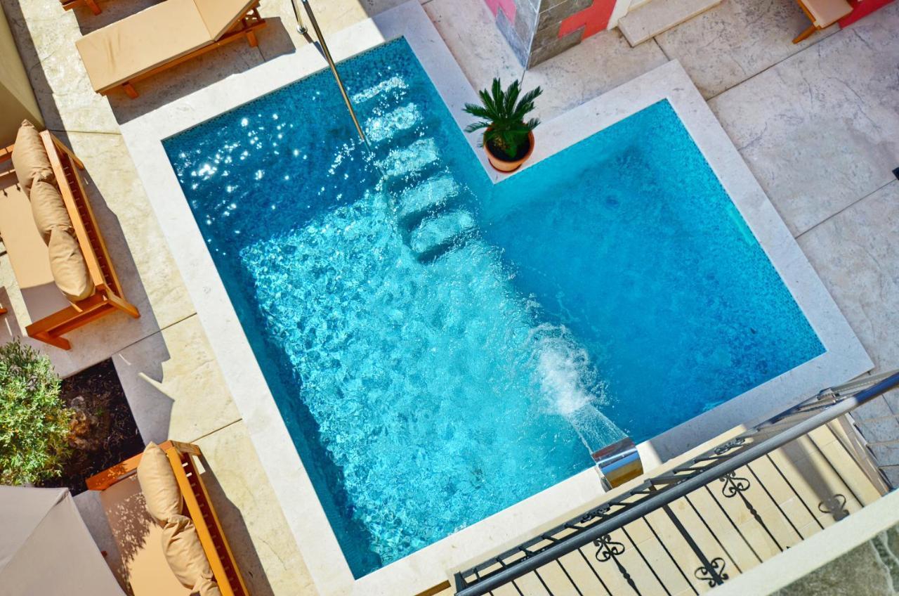 Apartments Lux S Tivat Exterior foto